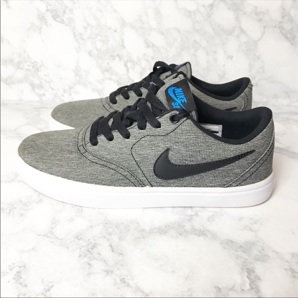 Nike Other - Nike SB Solarsoft Sneakers